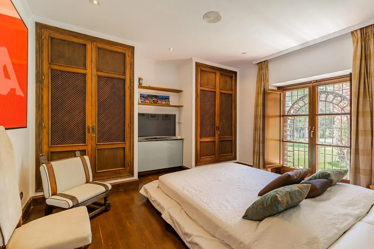 Villa Hacienda Del Mar Marbella