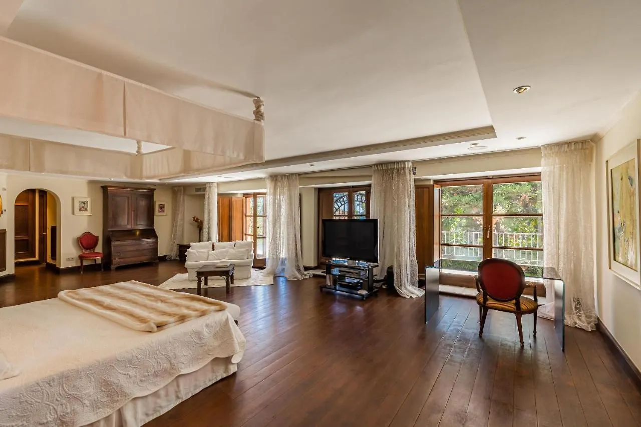 Villa Hacienda Del Mar Marbella